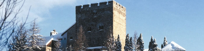 burg laudegg ladis im winter